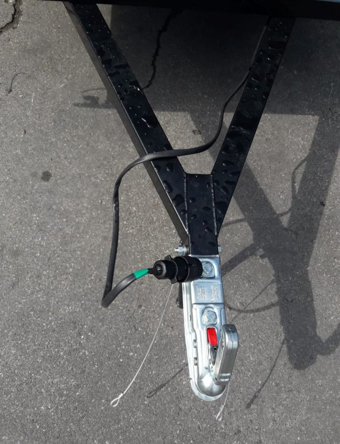 Прицеп автомобильный 1