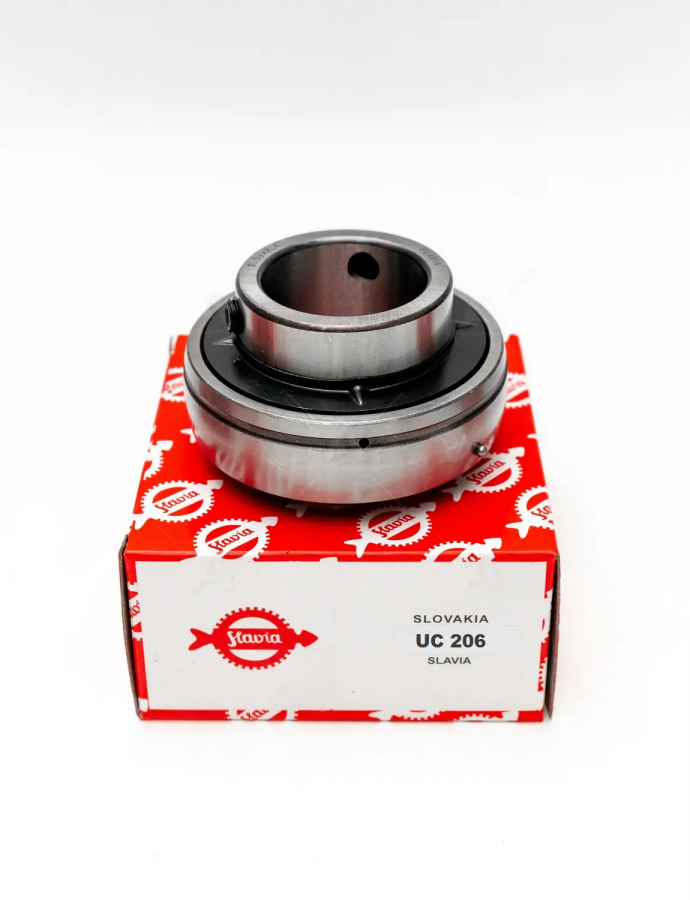 Lagărul UC 206 SLAVIA — rulment complet cu protecție împotriva contaminării și umezelii, oferind o funcționare fiabilă și durabilă.