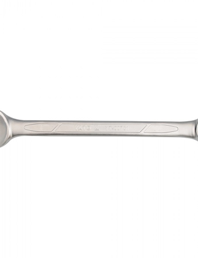 Cheie combinată 50x50 YATO — un instrument puternic și fiabil pentru lucrul cu elemente de fixare mari.